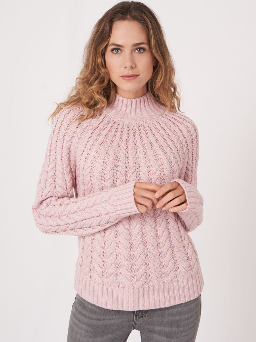 Chunky cable knit merino wool sweater image number 0