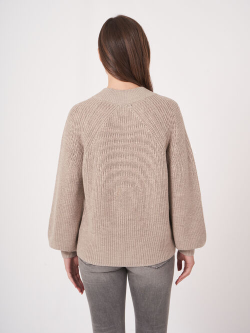 Grof ribgebreid vest met V-hals