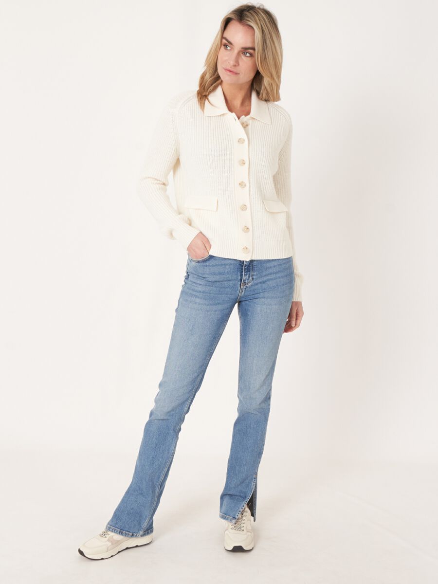 Cardigan côtelé en laine mérinos avec col polo image number 8