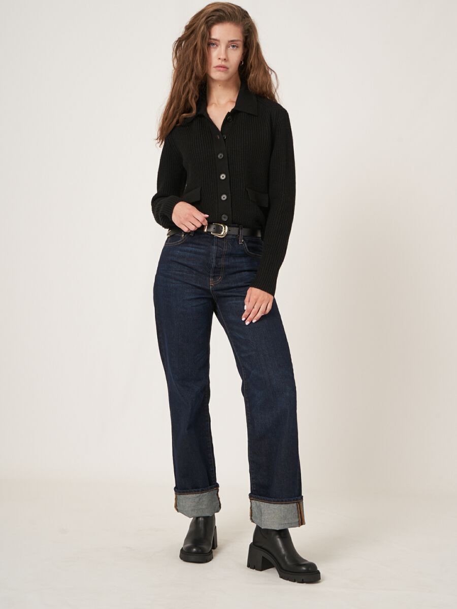 Cardigan côtelé en laine mérinos avec col polo image number 14