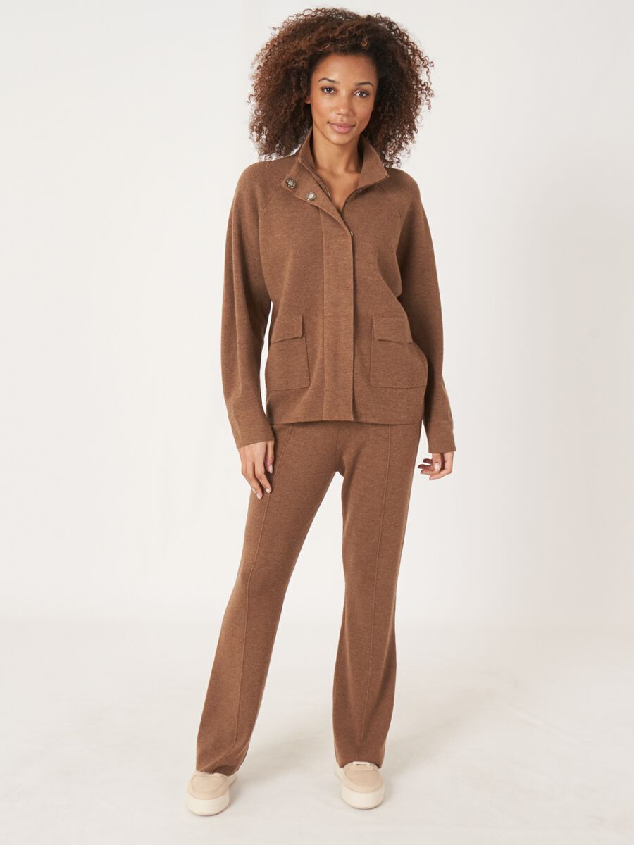 Cardigan avec col montant en double maille fine en laine mérinos  image number 5