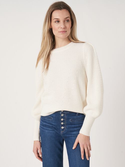 Rippstrick-Pullover aus Merinowolle mit plissierten Schultern