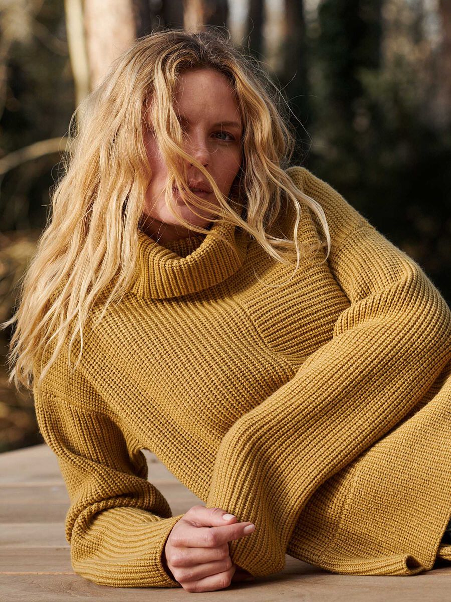Merino wool sweater with wide turtleneck image number 0
