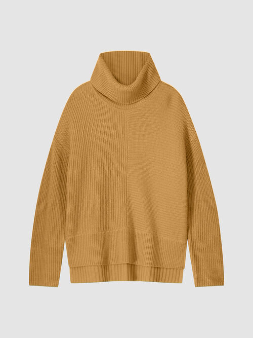 Merino wool sweater with wide turtleneck
