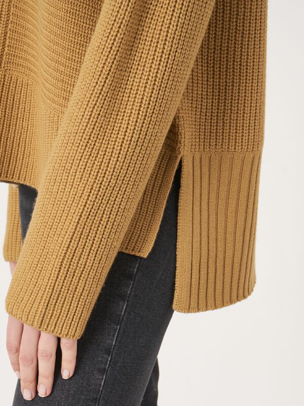 Pullover aus Merinowolle mit weitem Rollkragen image number 4