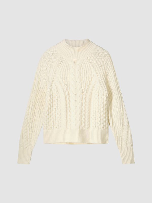 Merino wool cable knit pullover with ribbed stand collar image number 0