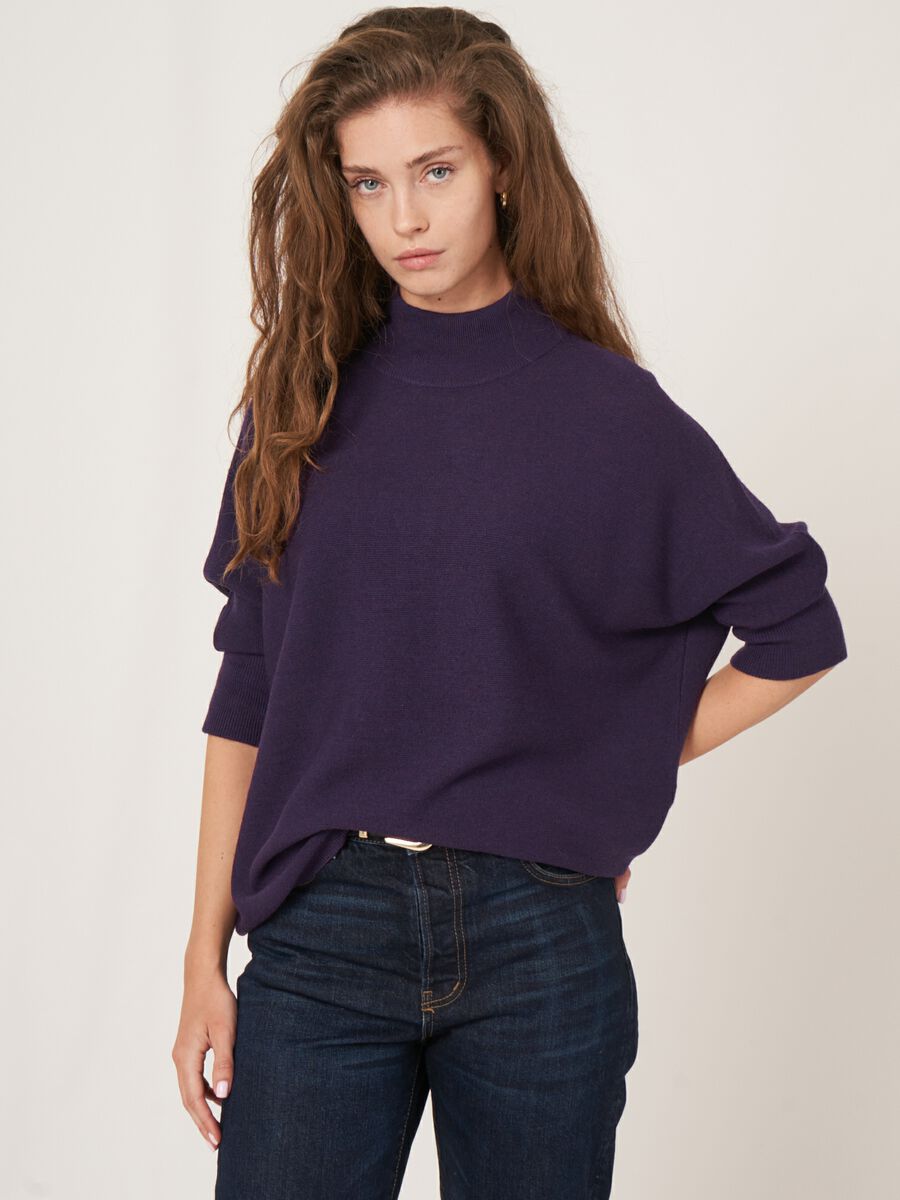 Oversized 3/4 batwing sleeve merino wool pullover  image number 0