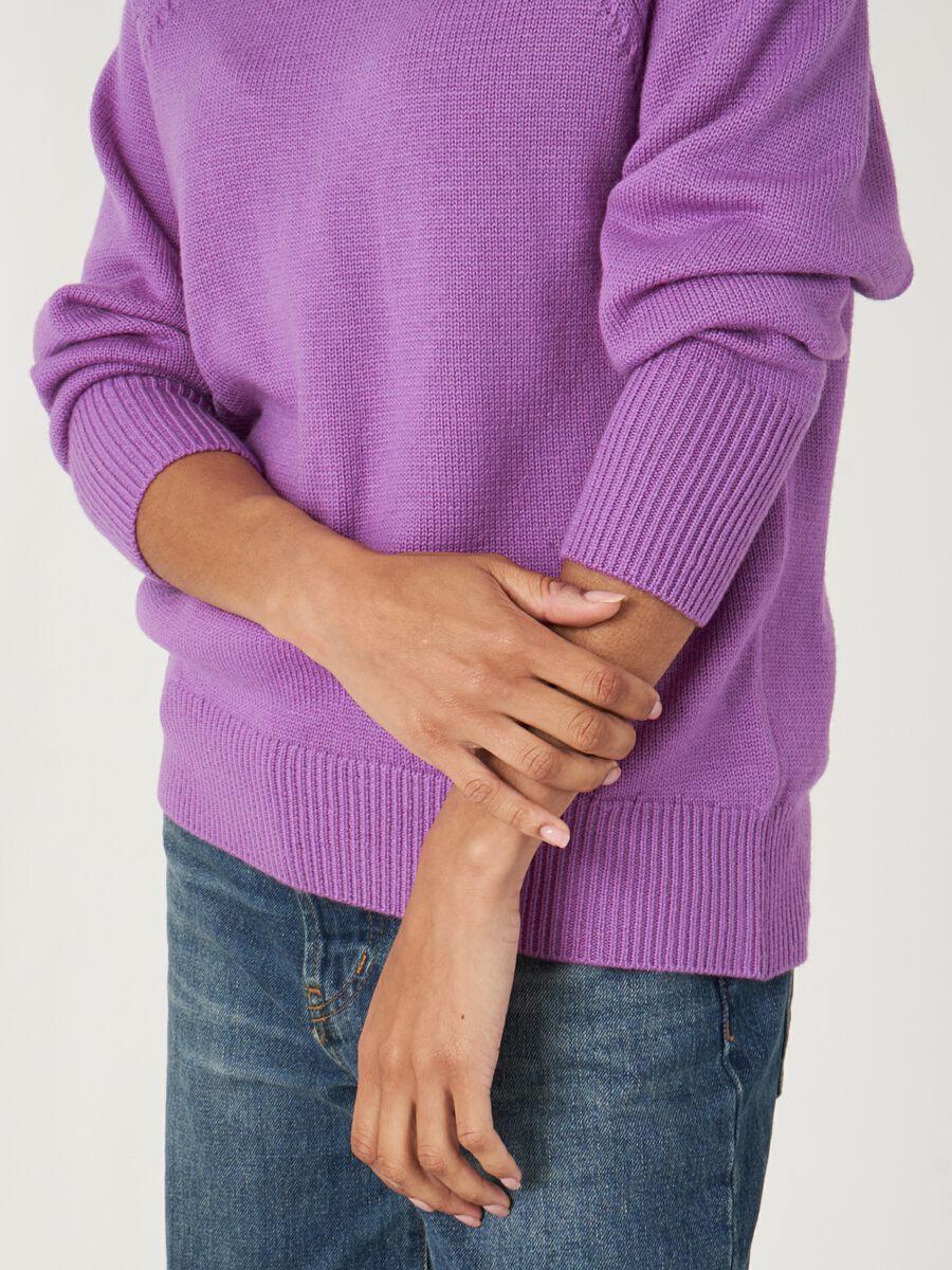 Raglan-Pullover aus Merinowolle mit Stehkragen image number 2