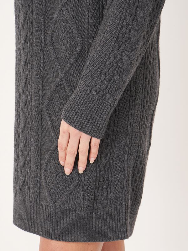 Merino wool cable knit dress with stand collar image number 15