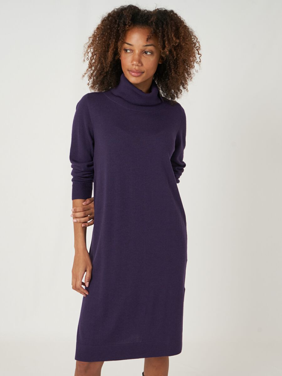 Knitted dress with buttoned high neck  and side slit image number 0