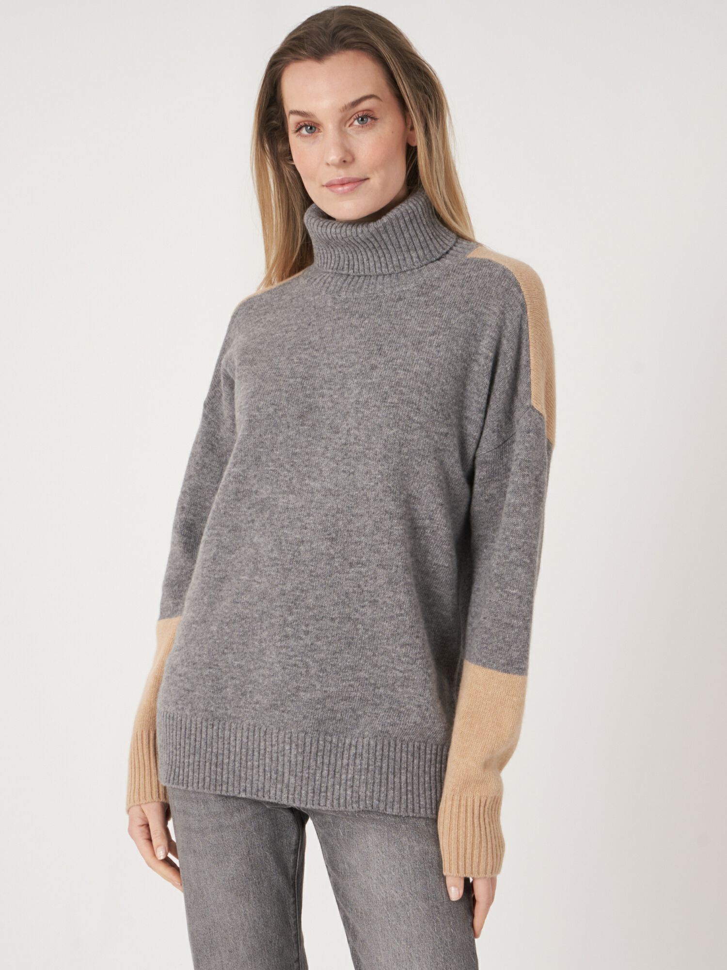 Two tone color block turtleneck sweater