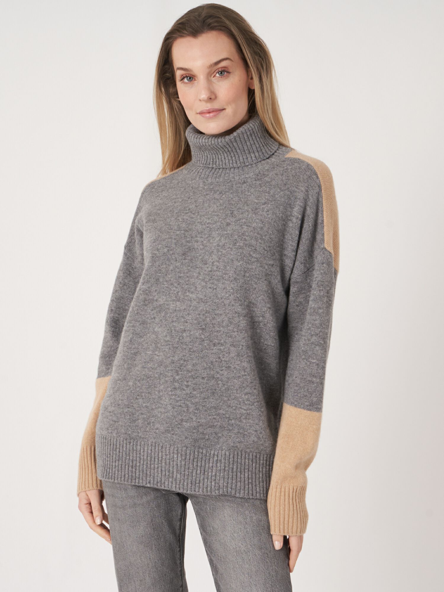 Khari Color block Turtleneck Sweater – Madida Clothing