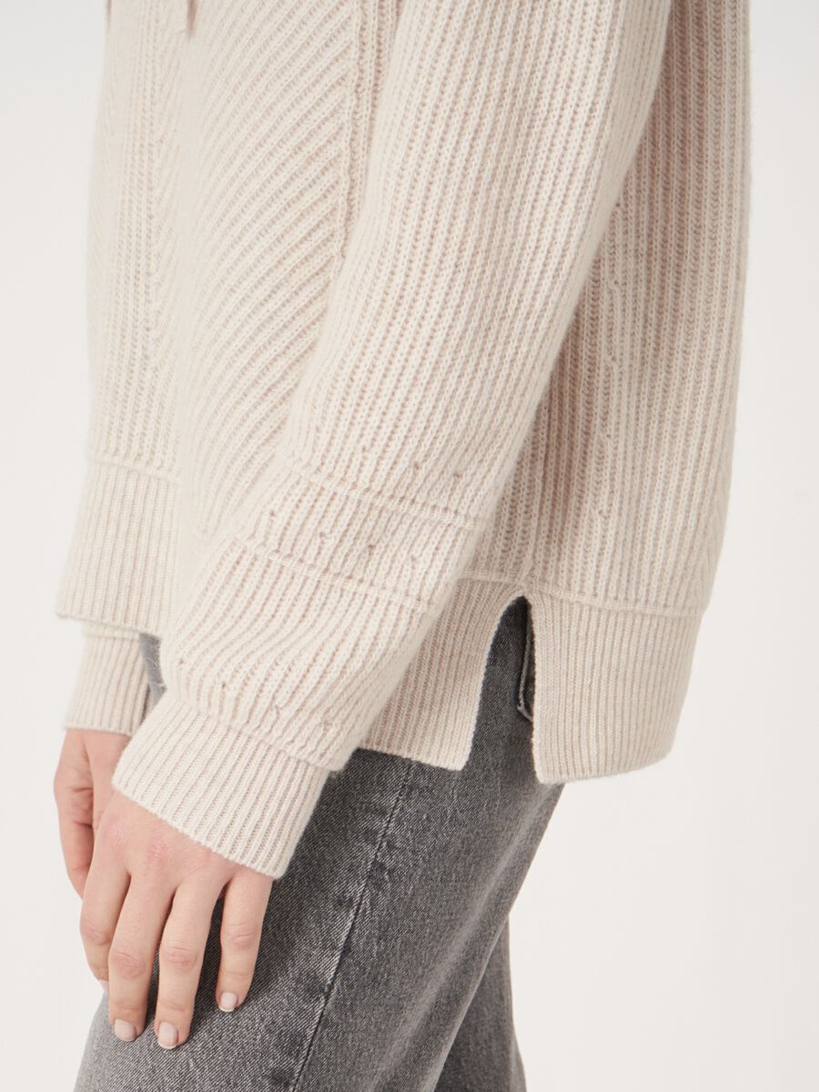 Rib knit hoodie with side slits image number 3