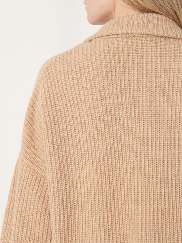 Mittellange Rippstrick-Cardigan mit Revers Kragen image number 3