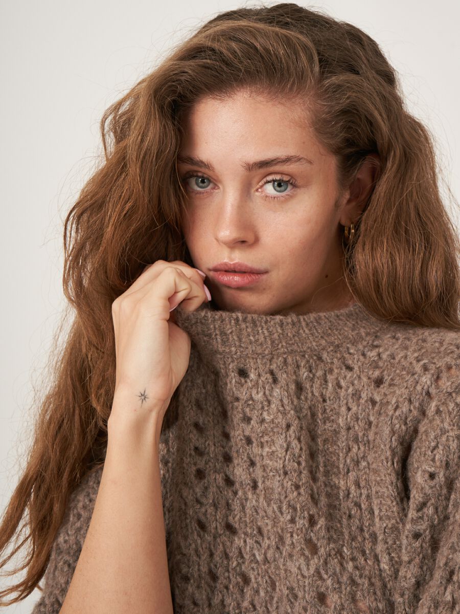 Trui met pointelle details image number 3