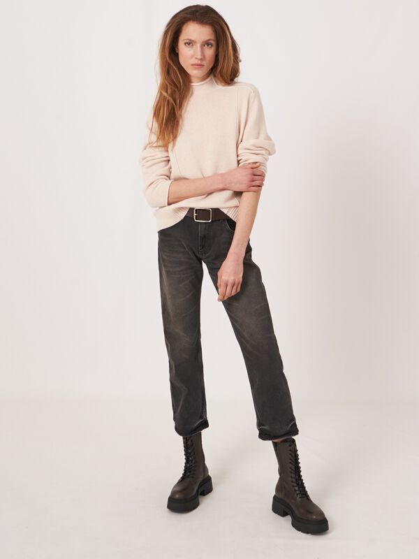 Wollen trui met zicthbare naden image number 5