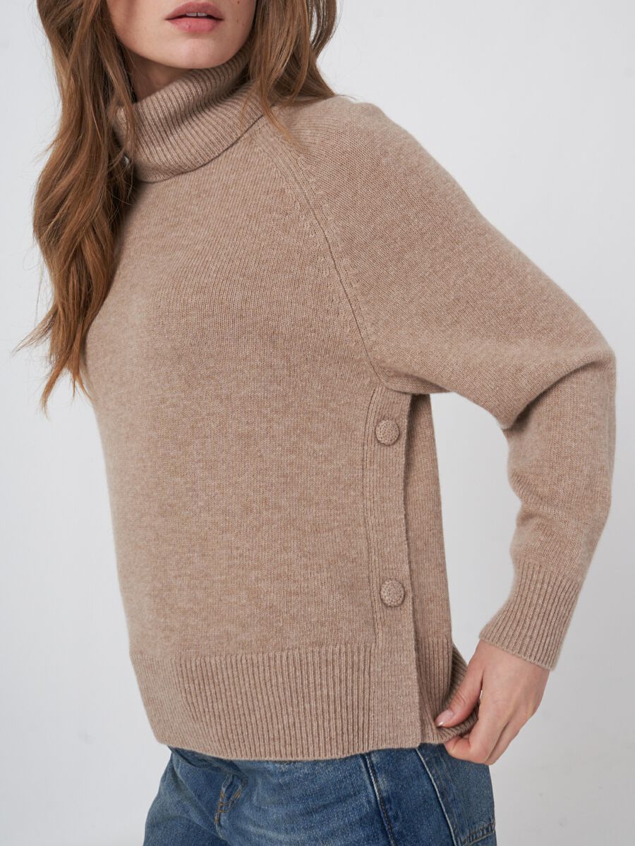 Coltrui met knopen opzij image number 1
