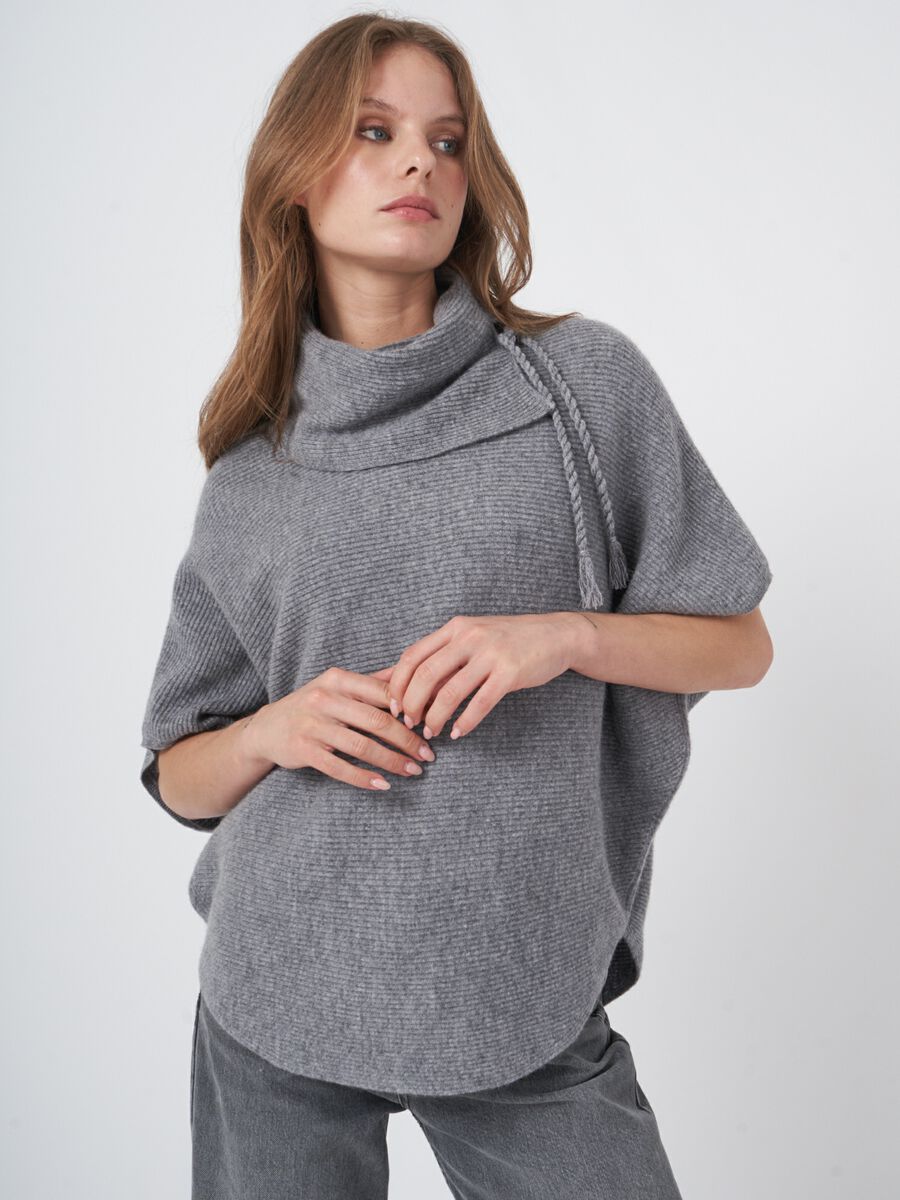 Poncho côtelé avec large col roulé image number 2