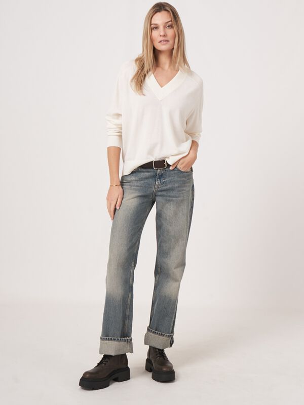 Merino wollen trui met brede geribde V-hals image number 4