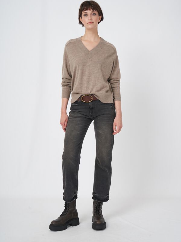 Merino wollen trui met brede geribde V-hals image number 3