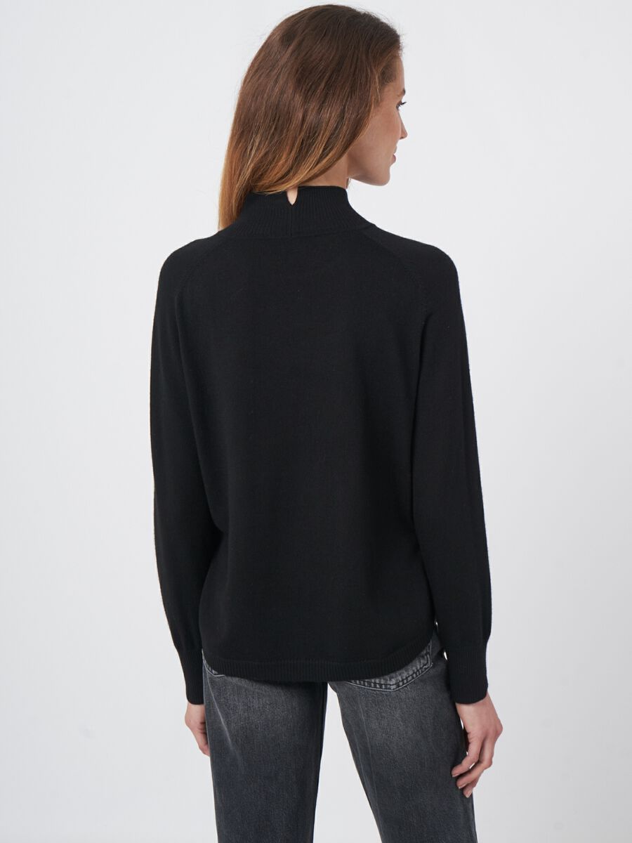 Merino wool sweater with ribbed stand-up collar image number 4
