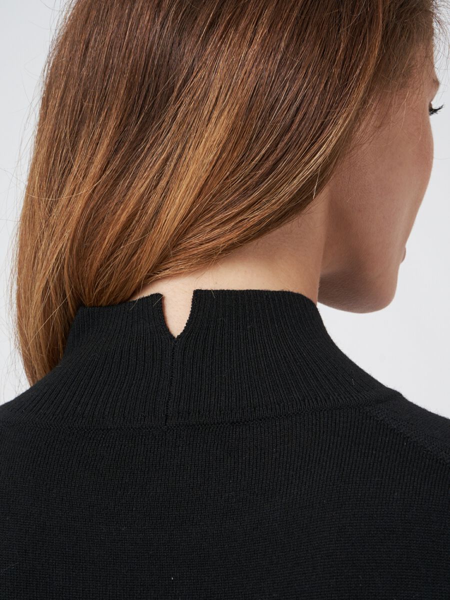 Merino wool sweater with ribbed stand-up collar image number 2