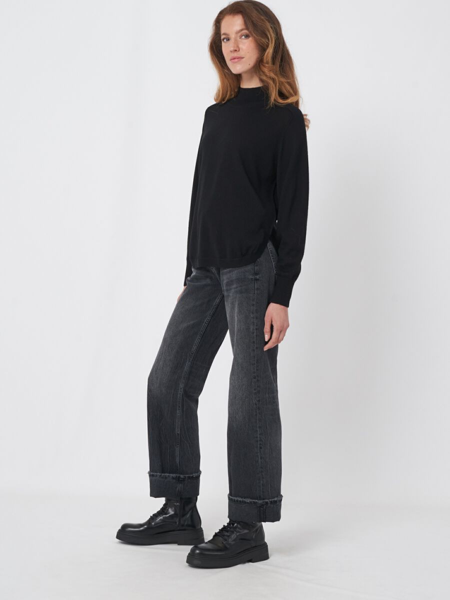 Merino wool sweater with ribbed stand-up collar image number 5