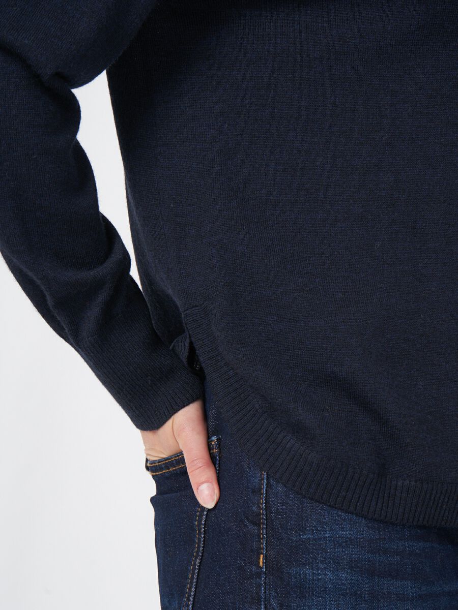 Merino wool sweater with ribbed stand-up collar image number 2