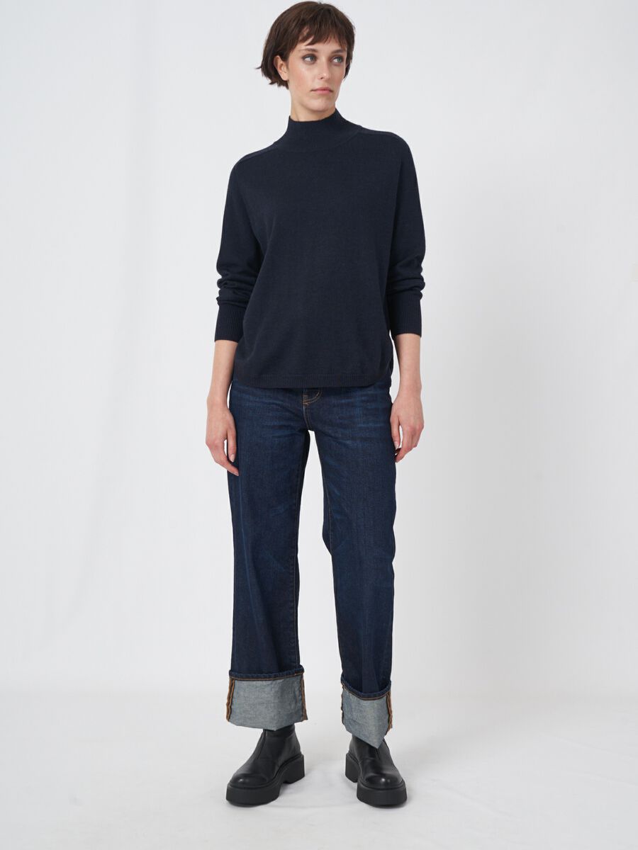 Merino wool sweater with ribbed stand-up collar image number 4