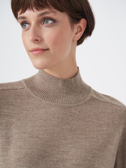 Merino wool sweater with ribbed stand-up collar