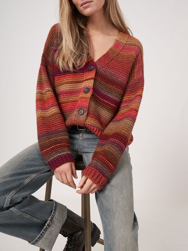 Meerkleurige gestreepte cardigan met knopen image number 2