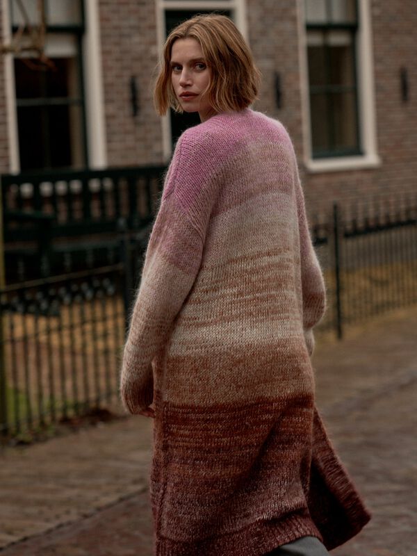 Halflang meerkleurig gestreept vest image number 8