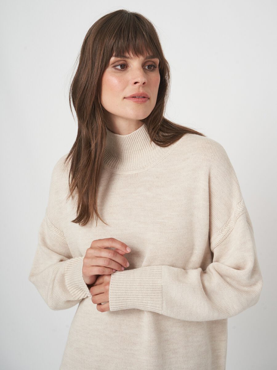 Relaxed fit trui van extra fijne merinowol image number 3