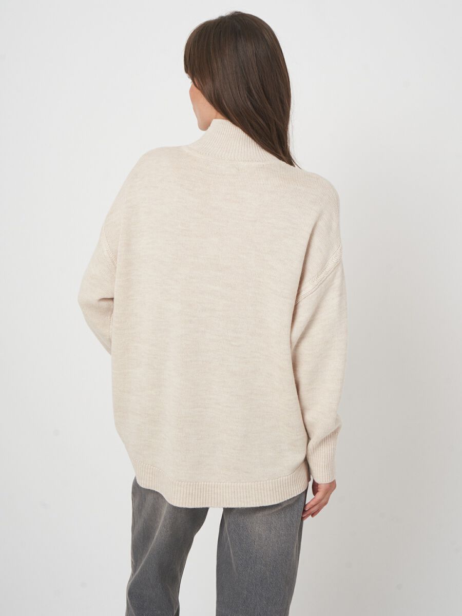 Relaxed fit trui van extra fijne merinowol image number 4