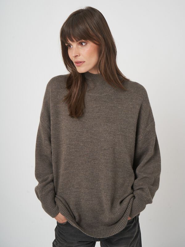 Pull long femme oversize &mdash; m&eacute;rinos extra fin par repeat image number 3