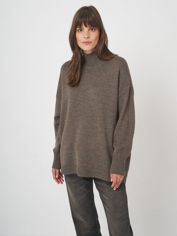 Pull long femme oversize &mdash; m&eacute;rinos extra fin par repeat image number 5