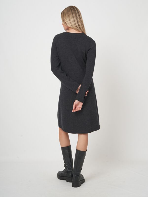 A-Linien-Kleid aus extrafeiner Merinowolle image number 5