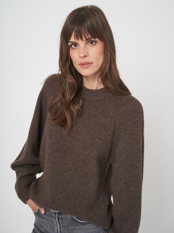 Chunky knit sweater crafted from italian lambswool image number 2