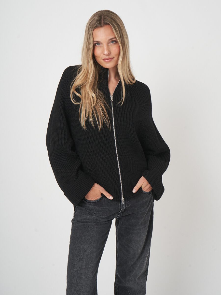 Extra fine merino wool zip-up cardigan image number 2