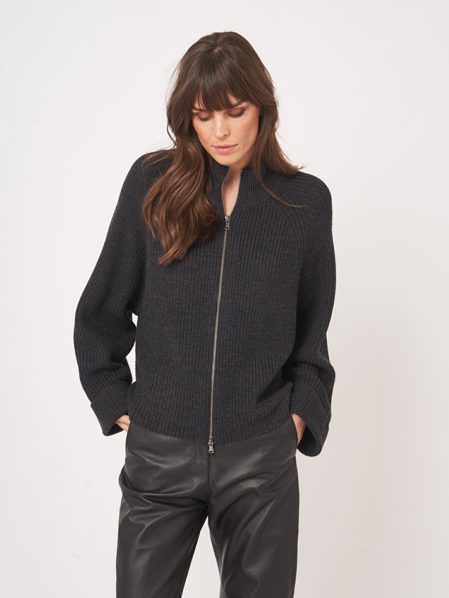 Extra fine merino wool zip-up cardigan image number 8