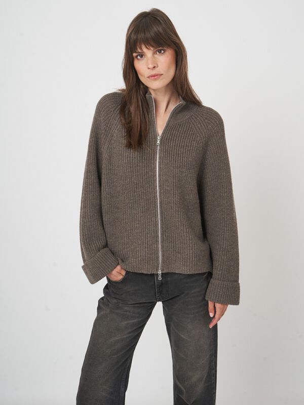 Zip-up-Strickjacke aus extrafeiner Merinowolle image number 1