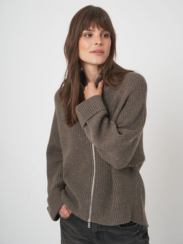 Zip-up-Strickjacke aus extrafeiner Merinowolle image number 6