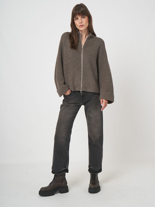 Zip-up-Strickjacke aus extrafeiner Merinowolle image number 8