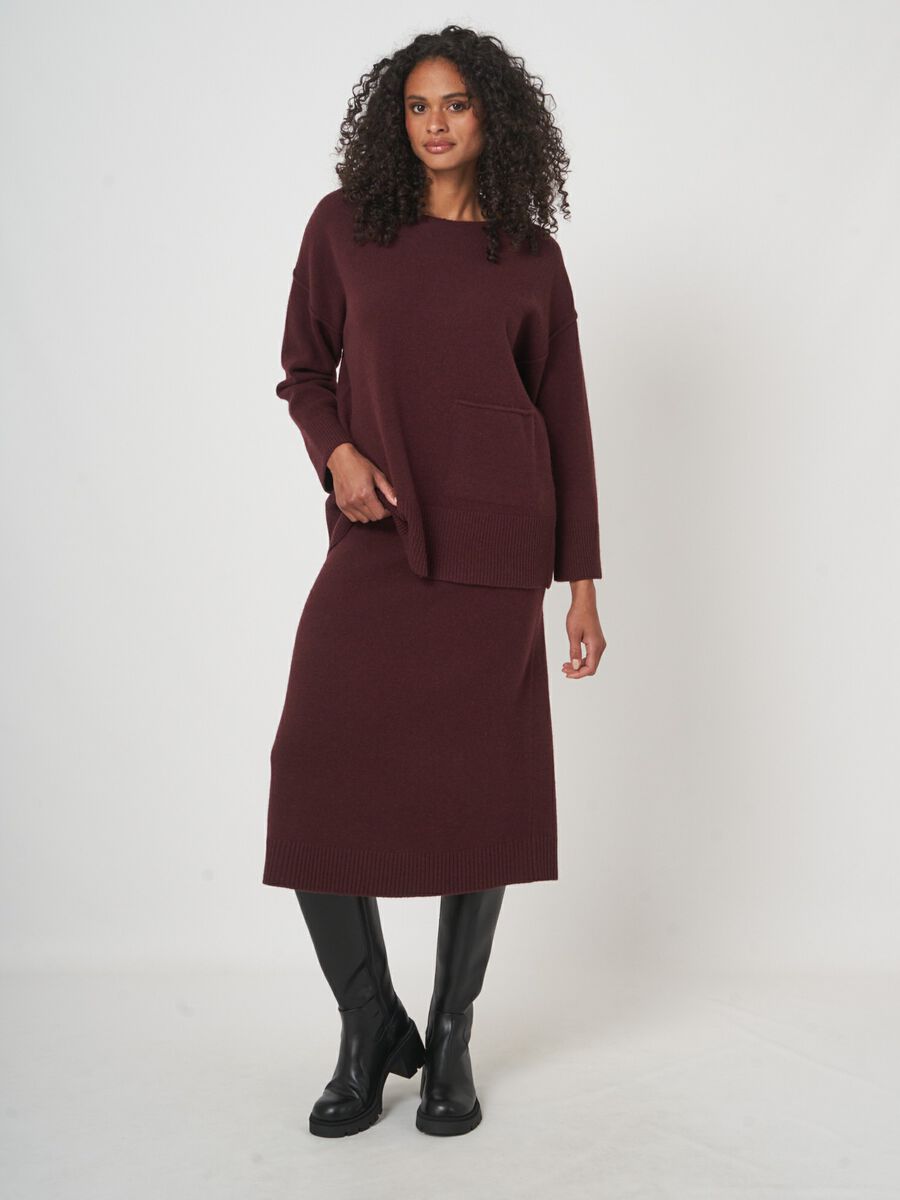 Oversized lambswool sweater with front pocket image number 1