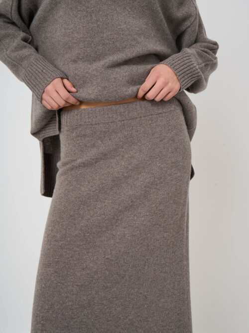 A-Linien-Rock aus italienischer Lammwolle - REPEAT Cashmere