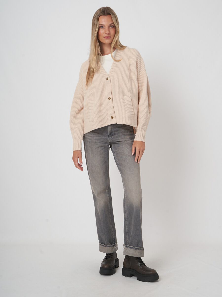 Wide fit cardigan with functional pockets image number 8