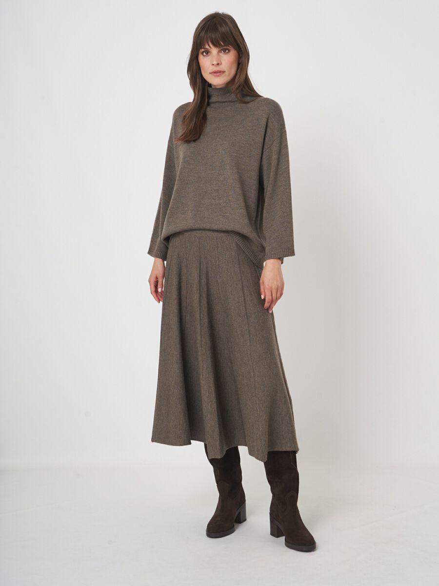 Flowy merino wool midi skirt image number 0