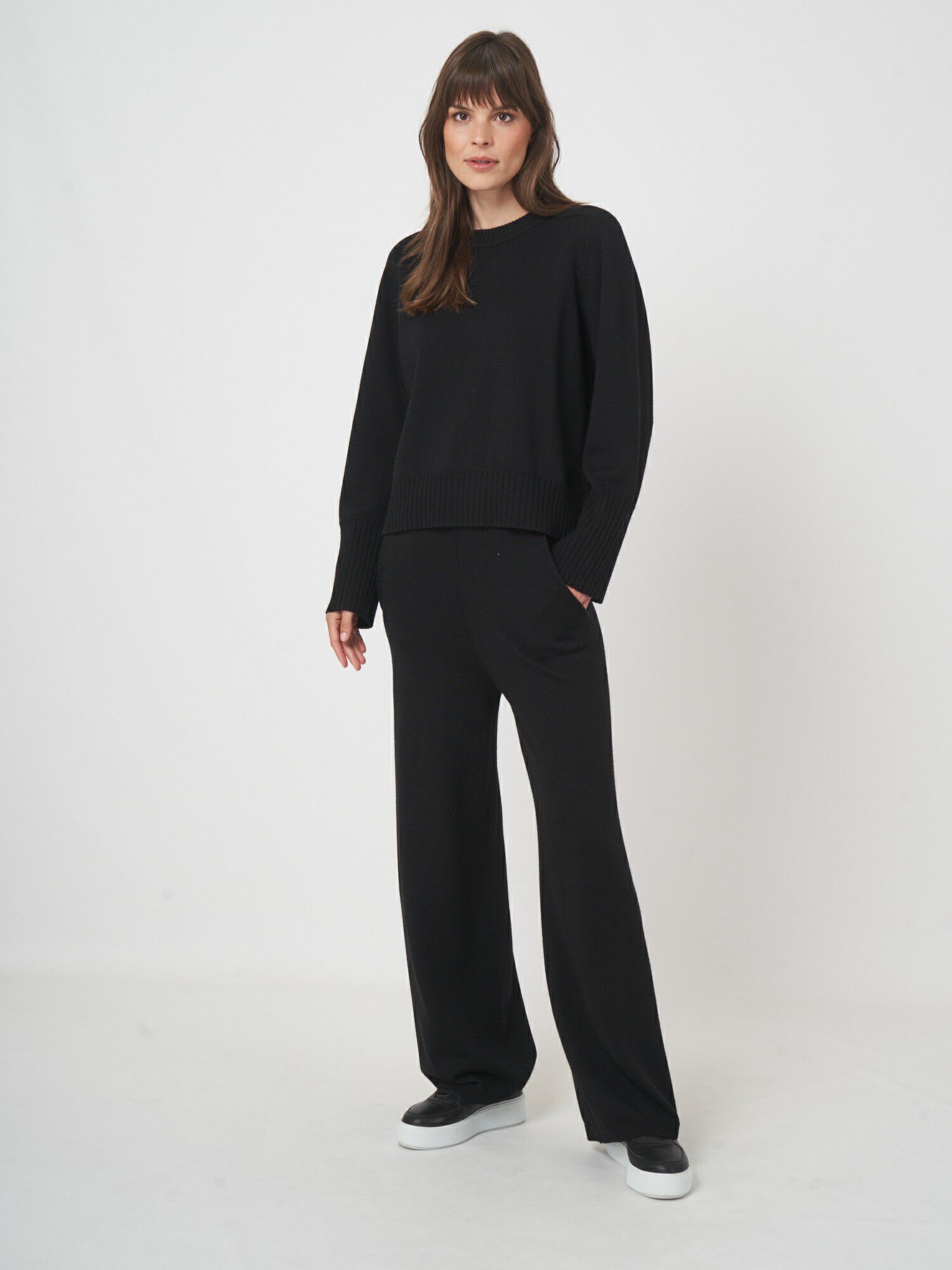 Luxe merinowollen pantalon met wijde pijpen afbeelding