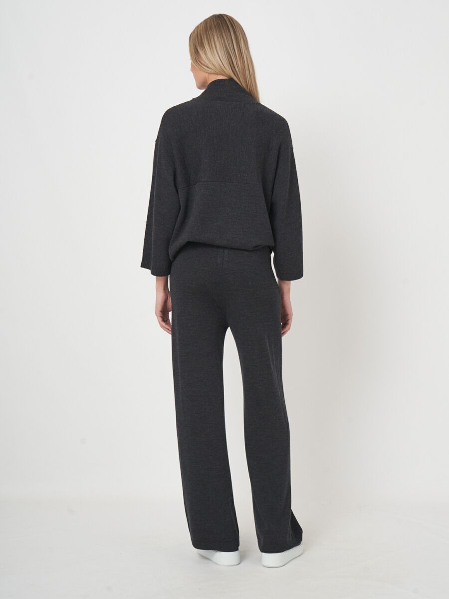 Strickhose mit weitem Bein aus feiner Merinowolle image number 3