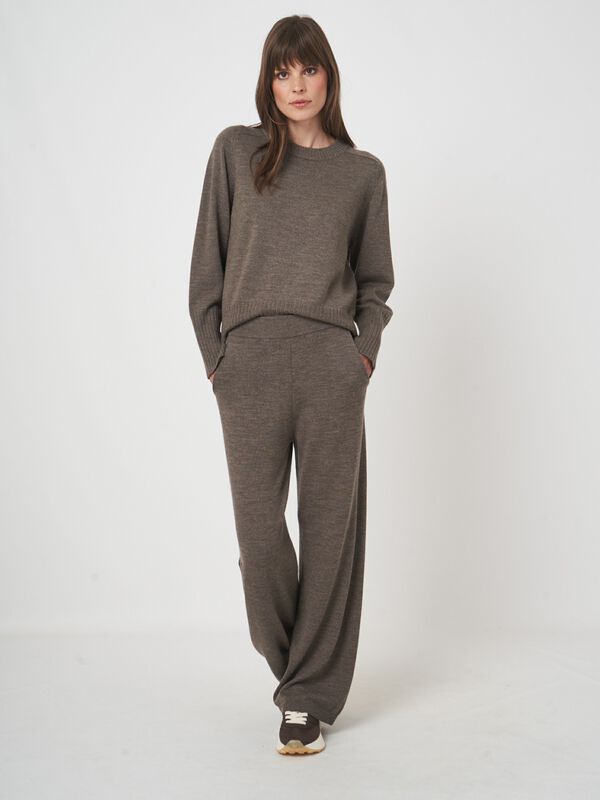 Strickhose mit weitem Bein aus feiner Merinowolle image number 3